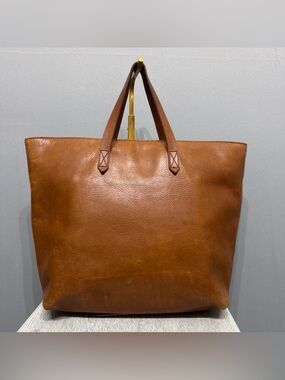 Madewell Women’s Transport Zip Tote Brown English Saddle H2584 Leather.